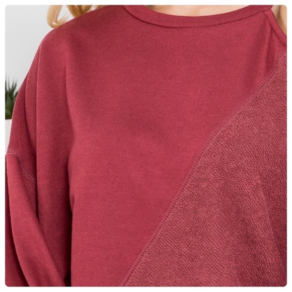 COLD SHOULDER KNIT TOP NWOT - Picture 7 of 8